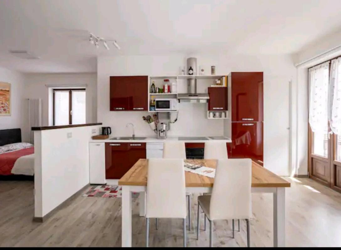 Iris Home Camblione Dış mekan fotoğraf