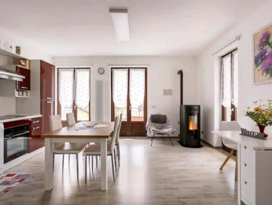Iris Home Camblione Oda fotoğraf